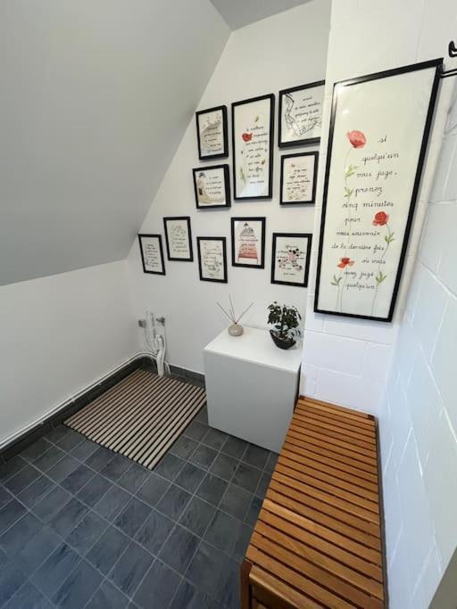 Gite Et Chambre D'Hote Gussignies Εξωτερικό φωτογραφία