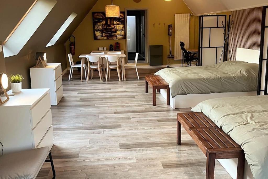 Gite Et Chambre D'Hote Gussignies Εξωτερικό φωτογραφία